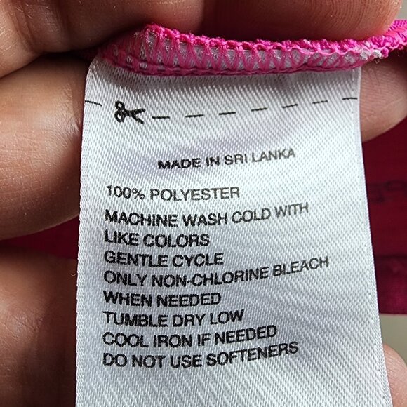 Reebok Hot Pink V-Neck Athletic T-Shirt Size Large - Picture 8 of 14